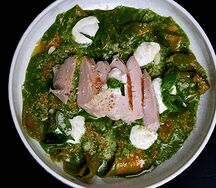Матальяти с песто и куриной грудкой, с кремом из брынзы