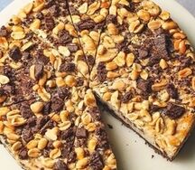 Чизкейк карамельный с арахисом