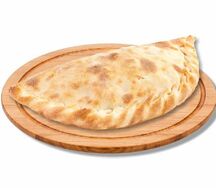 Кальцоне с ветчиной и сыром