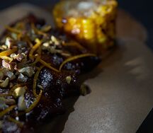 Свиные ребра с фисташками