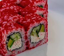 Ролл Калифорния с крабом 