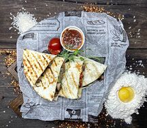 Кесадилья с курицей