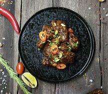 Крылья острые