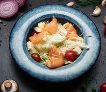 Цезарь с лососем