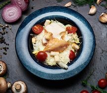 Цезарь с курицей