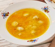 Супчик с фрикадельками из цыпленка
