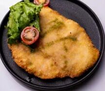 Шницель куриный с вялеными томатами