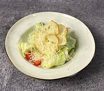 Салат Цезарь с копченой курицей