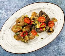 Рваная говядина с грибами