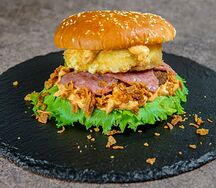 Бургер сырный 2 с сырной котлетой