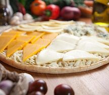 Пицца сырное ассорти