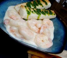 Креветки в сливочно-сырном соусе