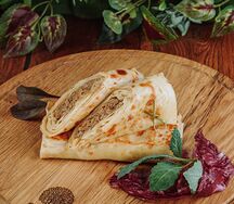 5 блинов с мясом и овощами
