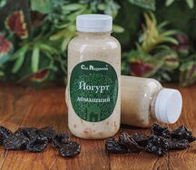 Йогурт с черносливом