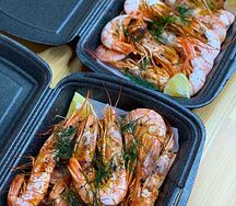 Жареные лангустины с чесноком