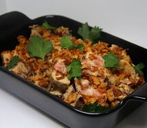 Сковородка с курицей по-французски