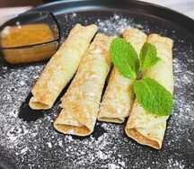 Блины с вареной сгущенкой
