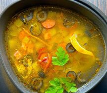 Солянка мясная