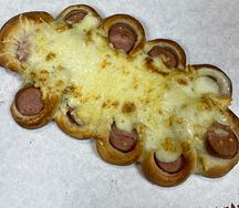 Сосиски чесночком и сыром