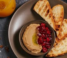 Пате из куриной печени с вишнёвым конфитюром