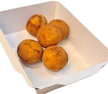 Крокеты картофельные с куриной начинкой