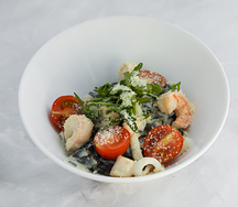 Паста с морепродуктами в соусе блю чиз