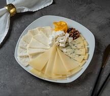 Сырная нарезка