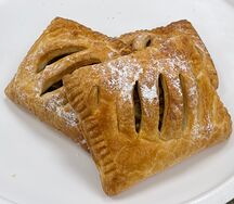 Штрудель с яблоком