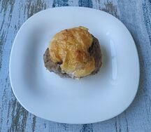 Ватрушка мясная
