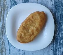 Пирожок с картошкой жареный