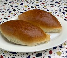Пирожок с капустой
