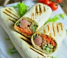 Мини шаурма По-читински сосиски-сыр