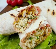 Эко-шаурма maxi с курицей и сметанным соусом