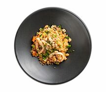 Рис с курицей и кальмаром