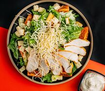 Цезарь с курицей