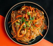 Стеклянная лапша с курицей