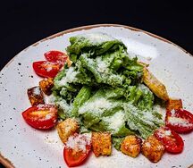 Цезарь с курицей