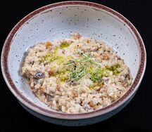 Ризотто с говяжьими щечками и тыквой