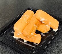 Сырные палочки в панировке