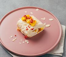 Меренговый рулет Манго-маракуйя