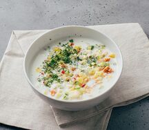 Окрошка мясная с кефиром