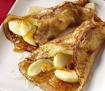 Блины: банан и яблоко и корицей и медом