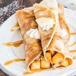 Блины: яблоко и карамель и корица