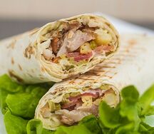 Mega шаурма из курицы (филе и сыр