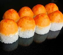 Спайси сяке маки