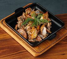 Курица с грибами в сливочном соусе