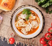 Чучвара с бульоном