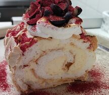 Меренговый рулет