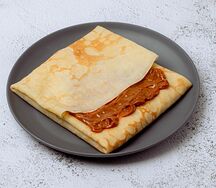 Блин с варёной сгущёнкой