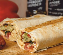 Ролл с охотничьими колбасками